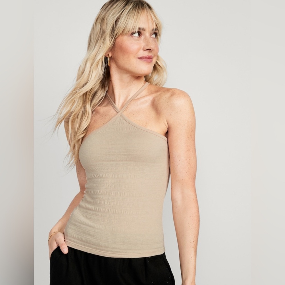 Old Navy Cropped Smocked Crossover Halter Cami
Top Shirt for Women Large